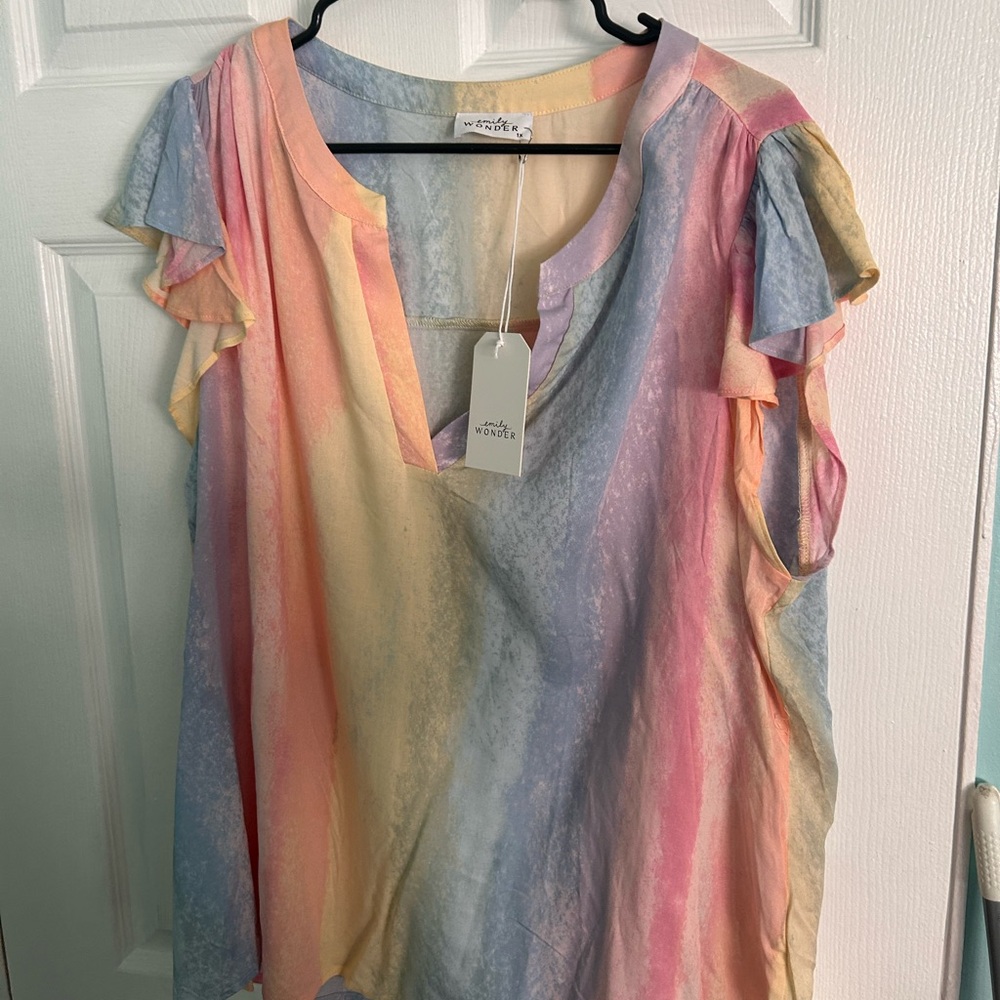 Emily Wonder women's top